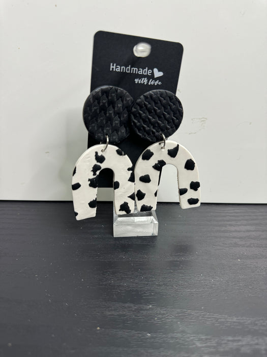 Cow Print U-shape